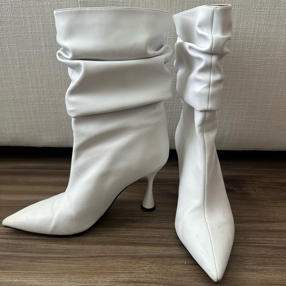 Jeffrey Campbell Boots. Size 6